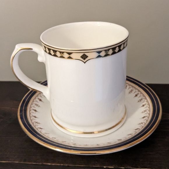 VINTAGE BONE CHINA COFFEE CUP AND SAUCER - Picture 1 of 4